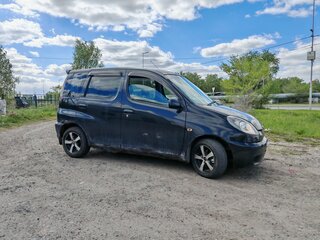 2000 Toyota FunCargo, чёрный, 270000 рублей, вид 3