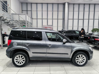 2014 Skoda Yeti I, серый, 499000 рублей, вид 4