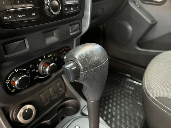 2017 Renault Duster I Рестайлинг, зелёный, 1027359 рублей - вид 13