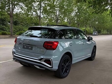 2023 Audi Q2 L 35 TFSI I Рестайлинг, серый, 2190000 рублей, вид 4