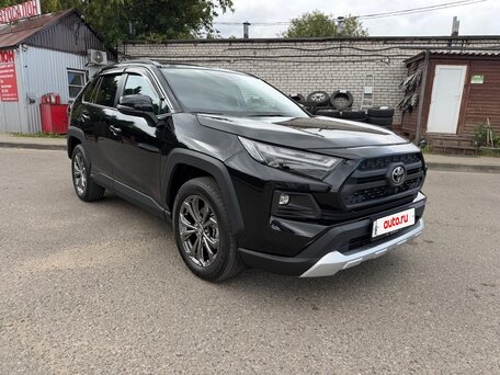 2024 Toyota RAV4 V (XA50), чёрный, 4050000 рублей, вид 3
