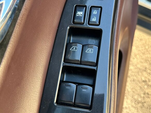 2008 Infiniti EX35 I (J50), белый, 1090000 рублей - вид 13