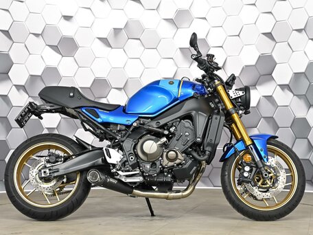 2022 Yamaha XSR900, синий, 1059000 рублей, вид 3