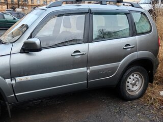 2016 Chevrolet Niva I Рестайлинг, серый, 600000 рублей, вид 4