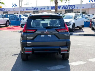 2025 Mitsubishi Xpander Cross I Рестайлинг, чёрный, 2480111 рублей, вид 4