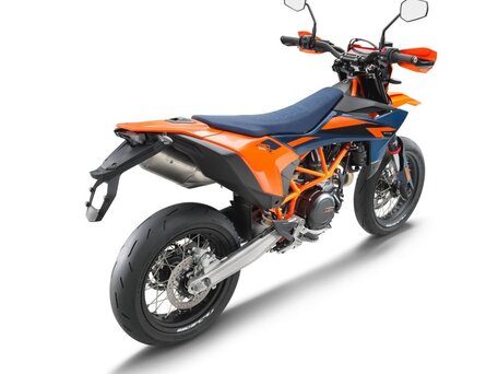 2026 KTM 690 SMC R, оранжевый, 1550000 рублей, вид 3