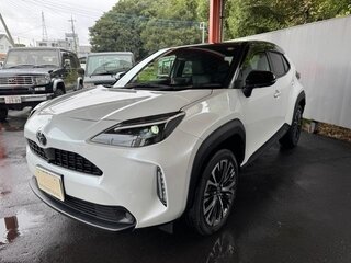 2023 Toyota Yaris Cross I, белый, 1348017 рублей, вид 3