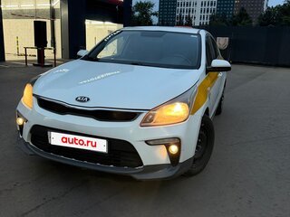2018 Kia Rio IV, белый, 749000 рублей, вид 3