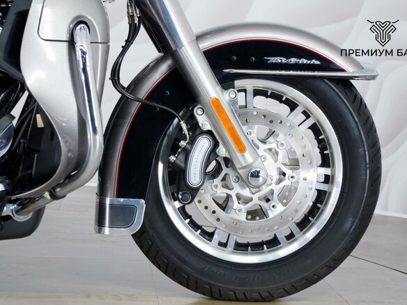2016 Harley-Davidson Tri Glide, серебристый, 3499000 рублей - вид 10