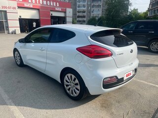 2013 Kia Ceed II, белый, 770000 рублей, вид 4