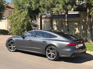 2021 Audi A7 45 TFSI II (4K), серый, 6270000 рублей, вид 1