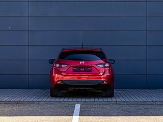 2015 Mazda 3 III (BM), красный, 1295000 рублей, вид 5