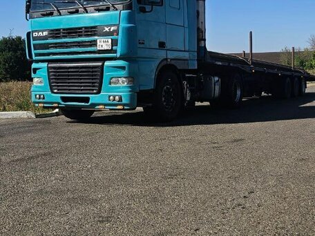 2004 DAF 95XF, синий, 2300000 рублей, вид 2