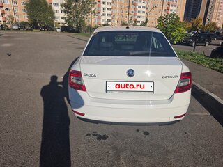 2020 Skoda Octavia III (A7) Рестайлинг, белый, 2100000 рублей, вид 4