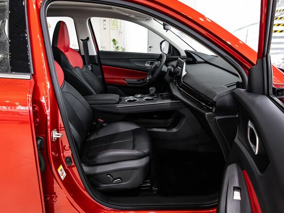 2025 Changan UNI-S I, красный, 3148101 рублей - вид 11