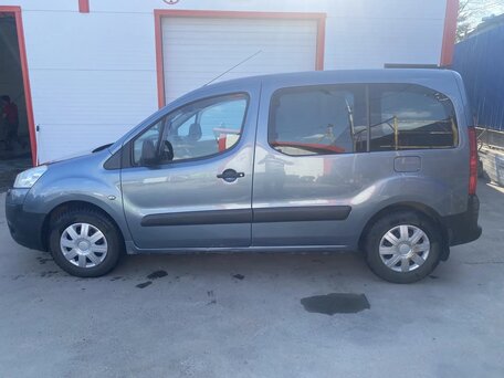 2010 Peugeot Partner II, серый, 750000 рублей, вид 4