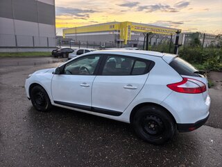 2014 Renault Megane III Рестайлинг, белый, 598000 рублей, вид 4