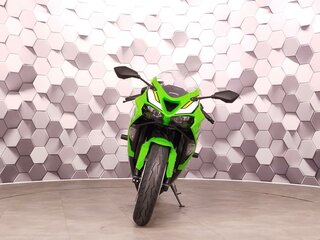 2025 Kawasaki ZX-6R Ninja, зелёный, 1499000 рублей, вид 5