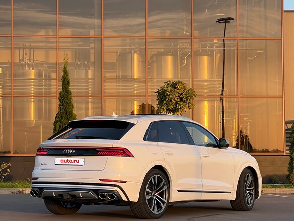 2020 Audi SQ8 I (4M), белый, 9000000 рублей - вид 13