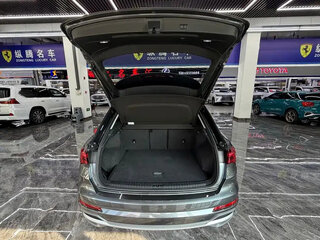 2023 Audi Q3 35 TFSI II (F3), серый, 2320000 рублей, вид 4