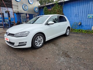 2013 Volkswagen Golf VII, белый, 920000 рублей, вид 1