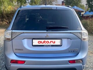 2014 Mitsubishi Outlander PHEV III, голубой, 1777777 рублей, вид 3