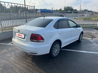 2016 Volkswagen Polo V Рестайлинг, белый, 550000 рублей, вид 3