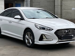 2019 Hyundai Sonata VII (LF) Рестайлинг, белый, 1450000 рублей, вид 2