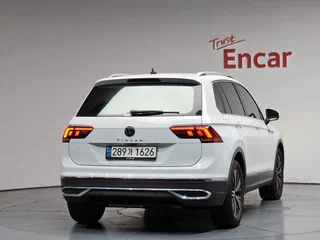 2021 Volkswagen Tiguan II Рестайлинг, белый, 2240000 рублей, вид 4