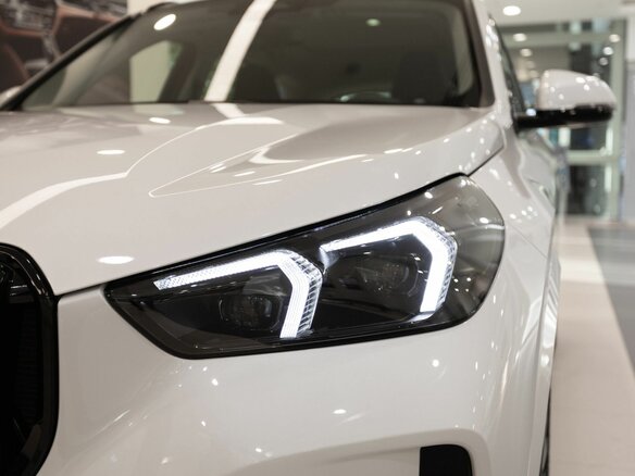 2026 BMW X1 25Li xDrive III (U11/U12), белый - вид 14