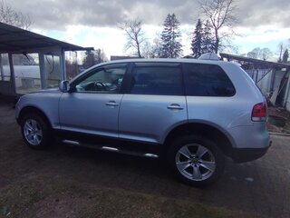 2004 Volkswagen Touareg I, серебристый, 839000 рублей, вид 5