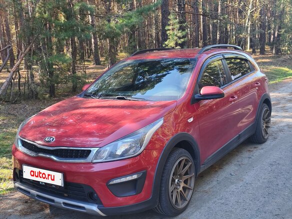 2020 Kia Rio X-Line IV, красный, 1800000 рублей