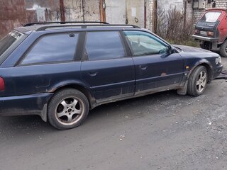 1996 Audi A6 I (C4), синий, 160000 рублей, вид 4