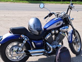 Yamaha XV400 Virago