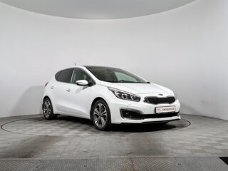 2016 Kia Ceed II Рестайлинг, белый, 1280000 рублей, вид 3