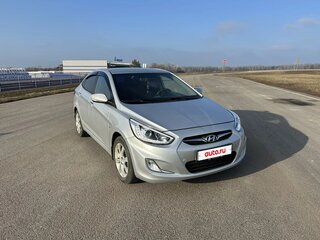 2014 Hyundai Solaris I, серебристый, 750000 рублей, вид 5