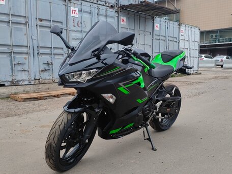 2019 Kawasaki Ninja 400, чёрный, 589000 рублей, вид 5