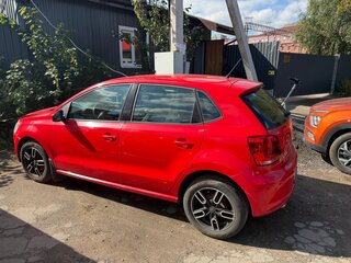 2011 Volkswagen Polo V, красный, 450000 рублей, вид 4