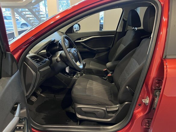 2019 Lada (ВАЗ) Vesta SW I, красный, 1139000 рублей - вид 15
