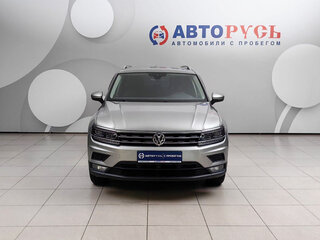 2020 Volkswagen Tiguan II, серый, 2998000 рублей, вид 3