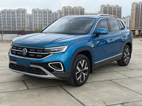 2023 Volkswagen Tayron I Рестайлинг, синий, 1950000 рублей, вид 1