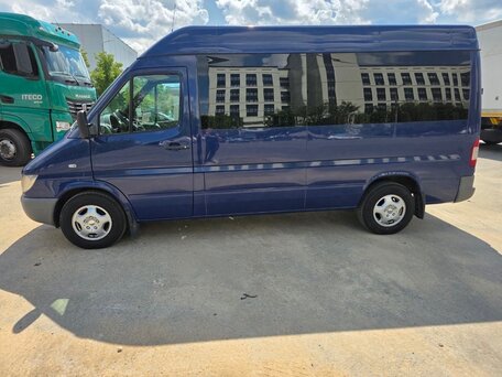 2017 Mercedes-Benz Sprinter Classic, синий, 2380000 рублей, вид 2
