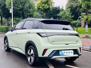 2023 BYD Dolphin 44.9 kWh I, белый, 1134999 рублей, вид 4