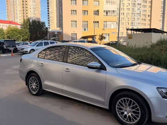 2013 Volkswagen Jetta VI, серебристый, 950000 рублей - вид 7