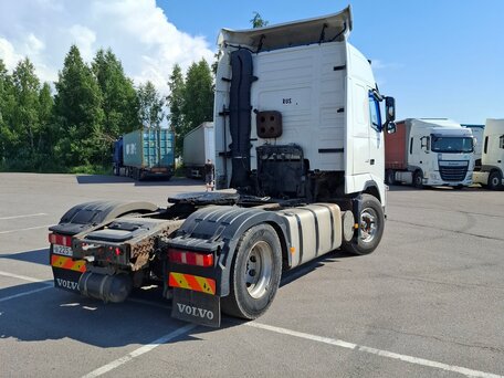 2012 Volvo FH, белый, 3400000 рублей, вид 5