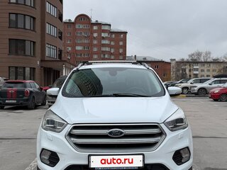 2018 Ford Kuga II Рестайлинг, белый, 1900000 рублей, вид 2
