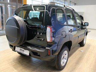 2026 Lada (ВАЗ) Niva Travel I Рестайлинг, чёрный, 1603000 рублей, вид 4