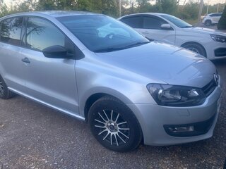 2010 Volkswagen Polo V, серебристый, 675000 рублей, вид 4