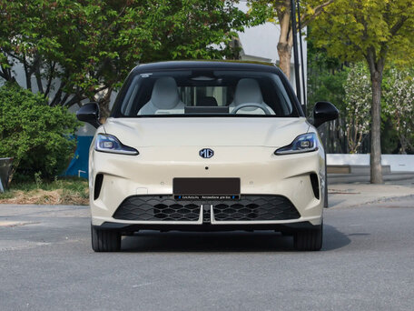 2026 MG 4 EV 53.95 kWh II, бежевый, 1950000 рублей, вид 1