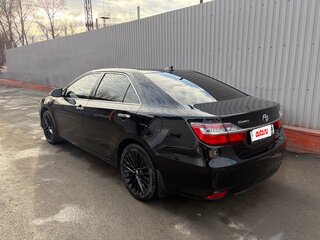 2017 Toyota Camry US Market VII (XV50) Рестайлинг, чёрный, 2299000 рублей, вид 3